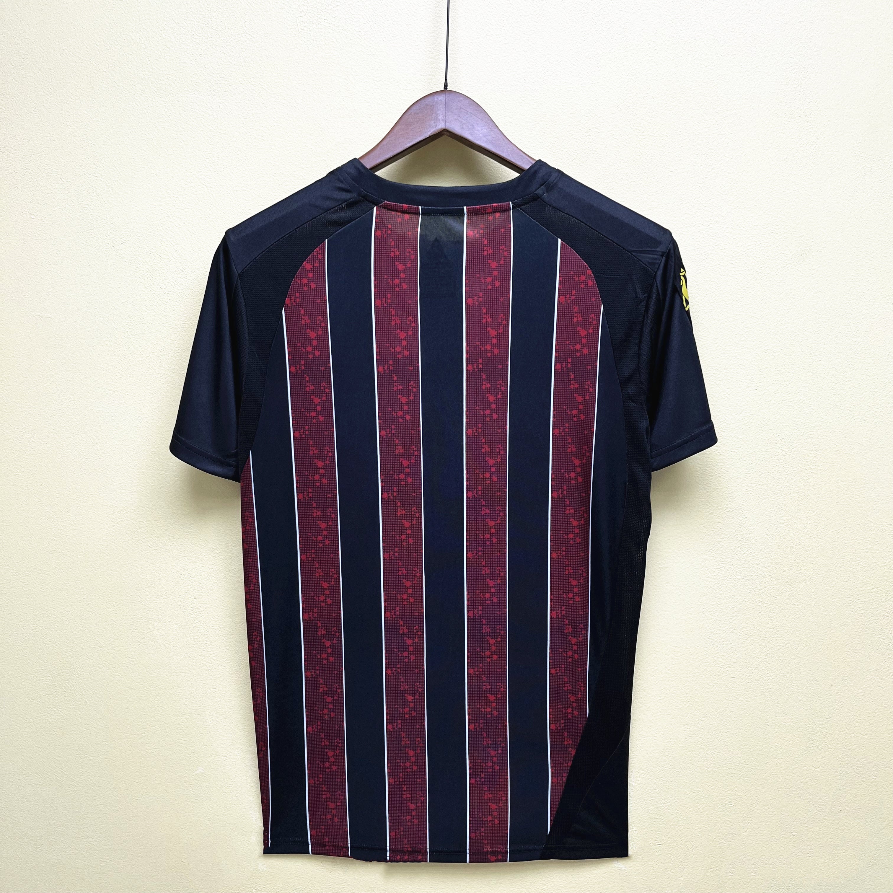 2008-09 Manchester City Away Retro