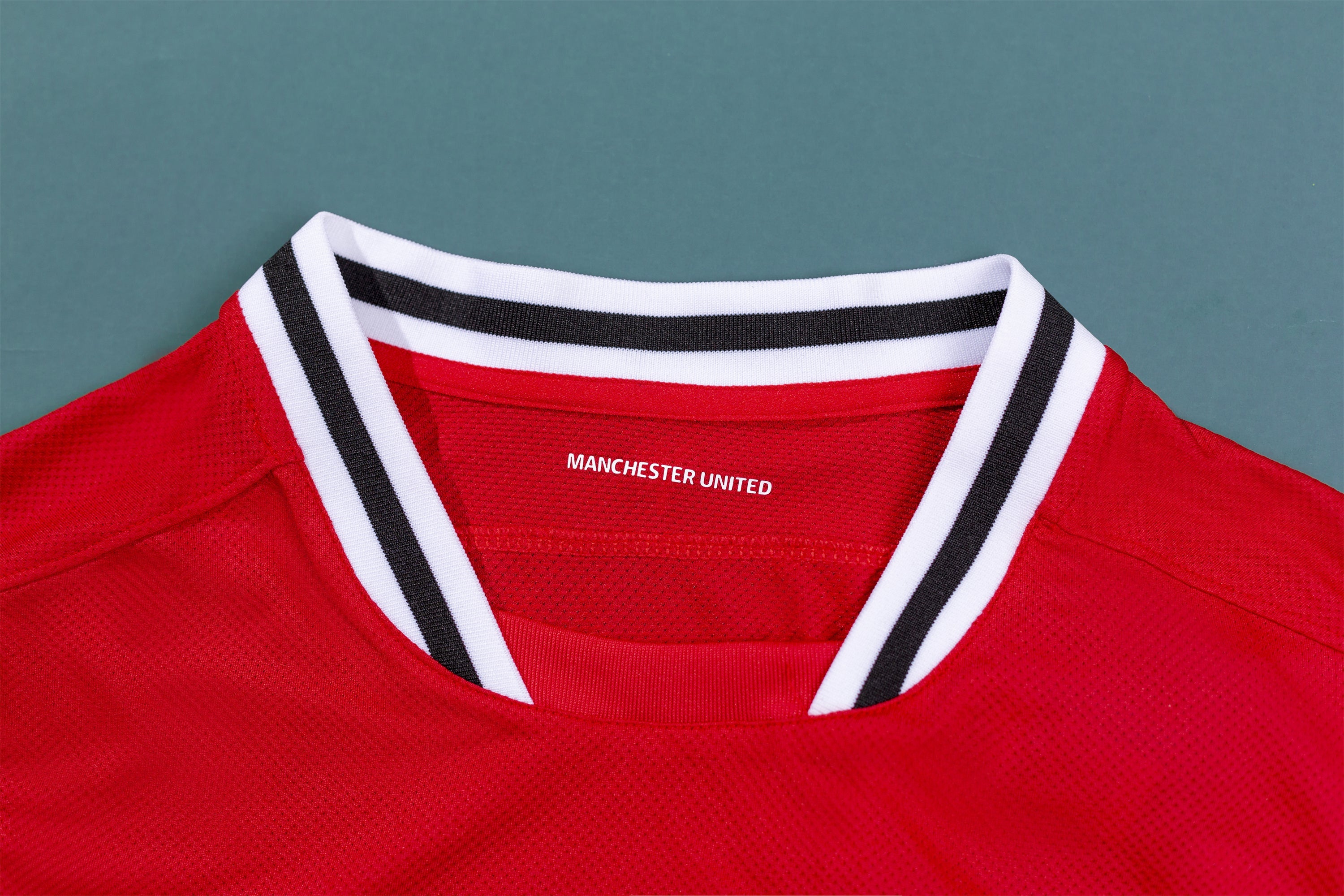 2011-12 Manchester United Home Retro