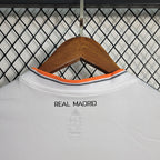 Retro de local del Real Madrid 2013-14