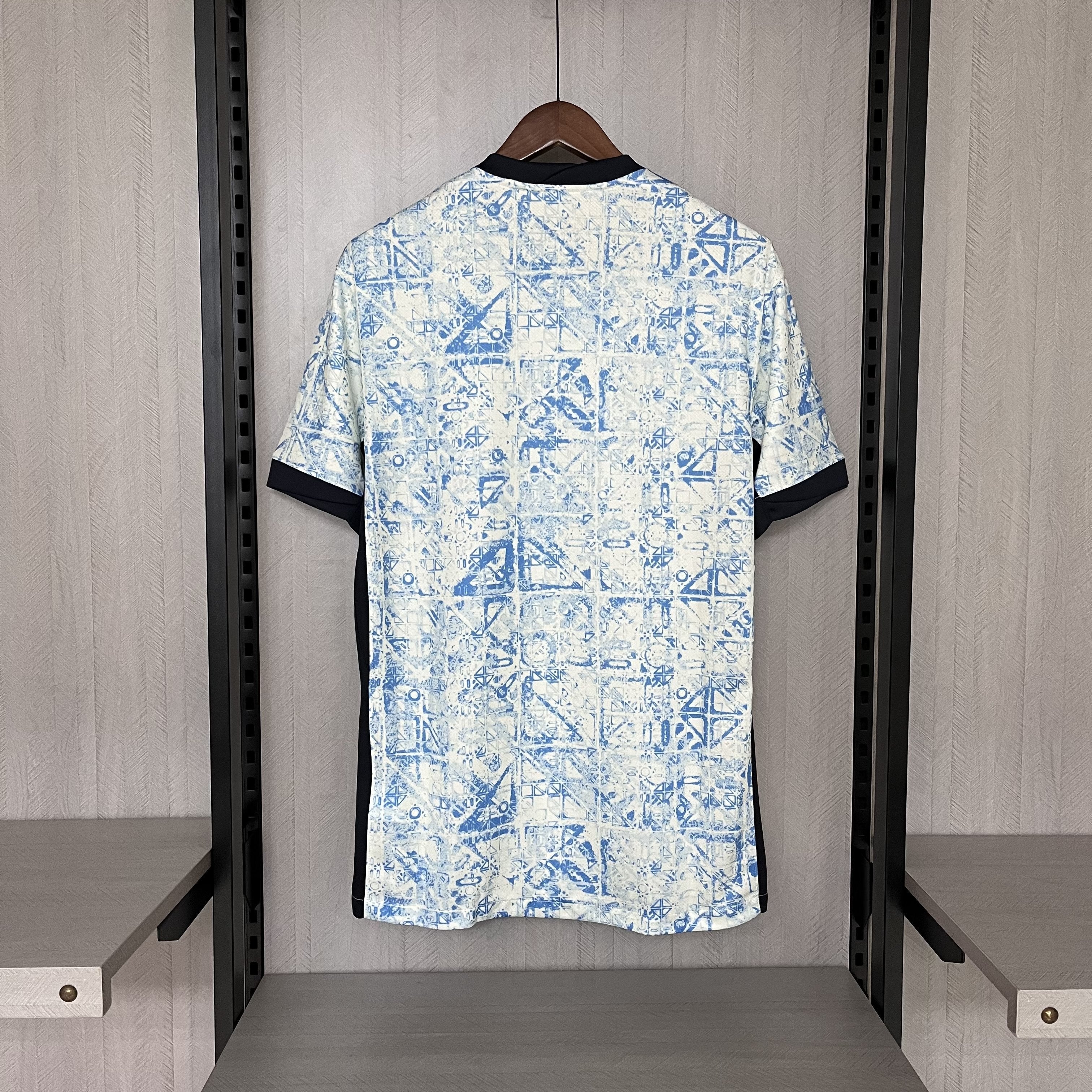 2024-25 Portugal away