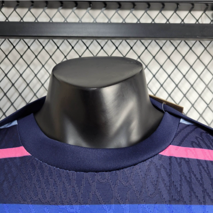 2024-25 Player France Training Size