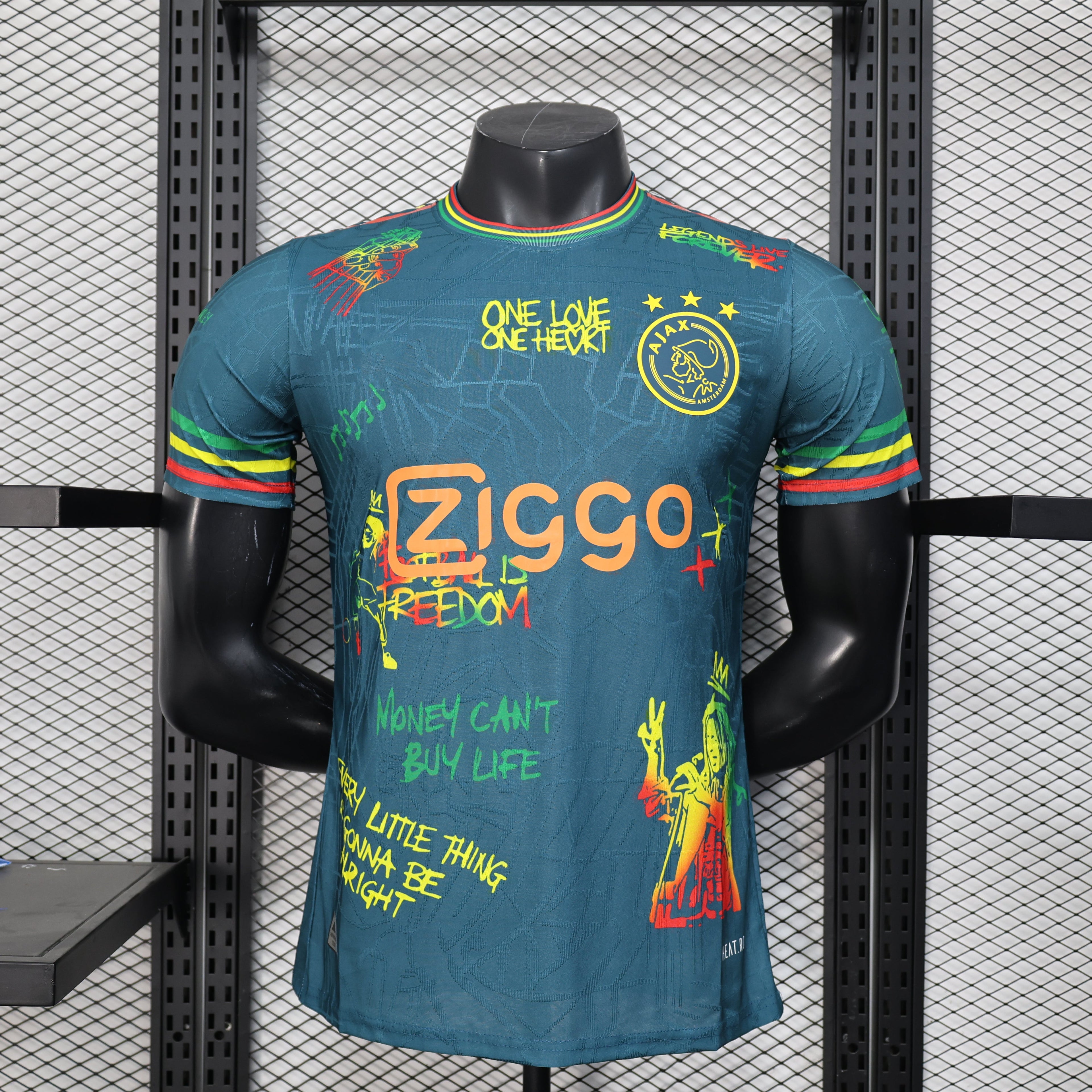 Versión especial del jugador blanco del Ajax 2025-26