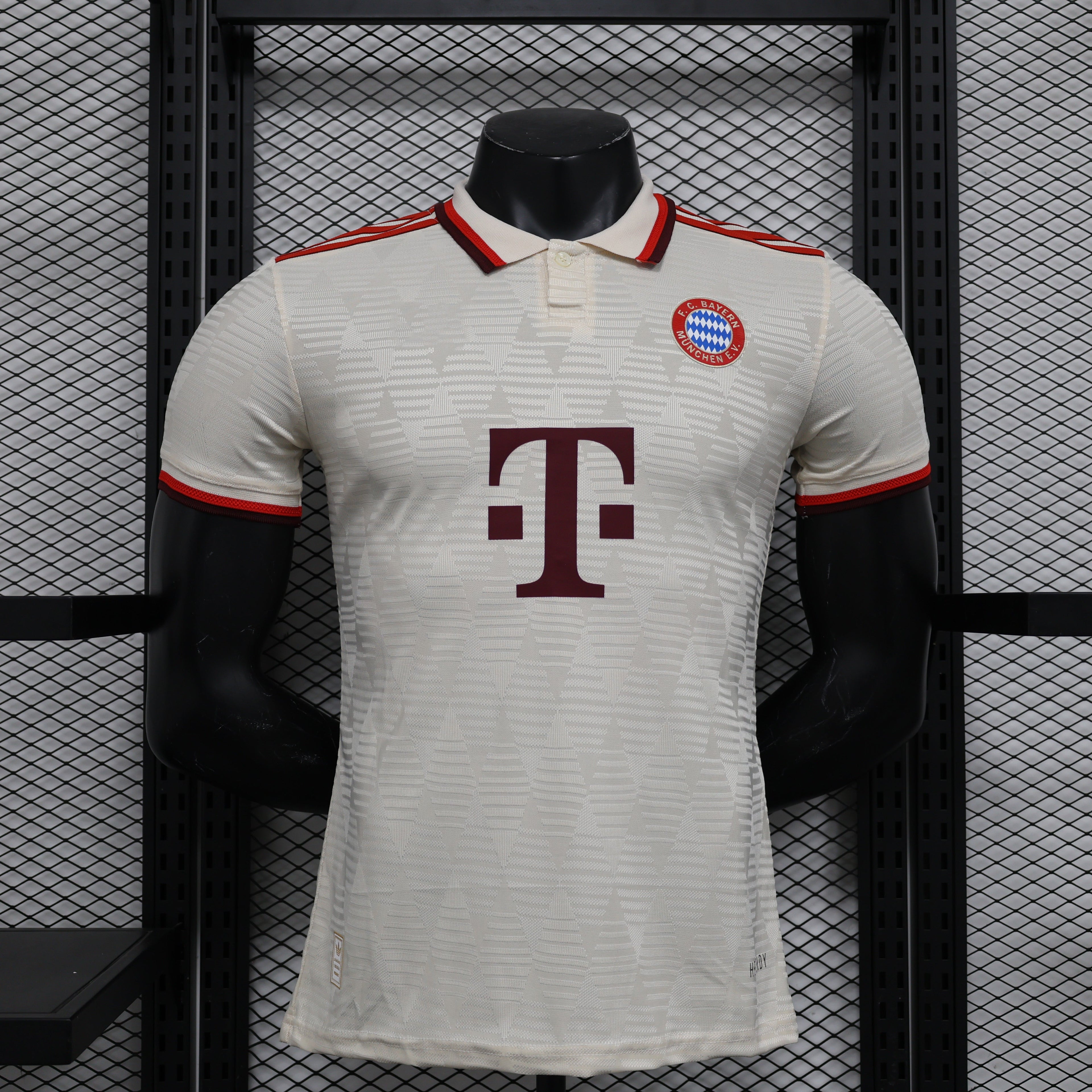 2024-25 Bayern Munich Third Away Player