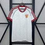 Retro de visitante del Manchester United de 1991