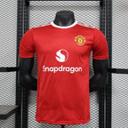 Versión especial del jugador del Manchester United 2024-25