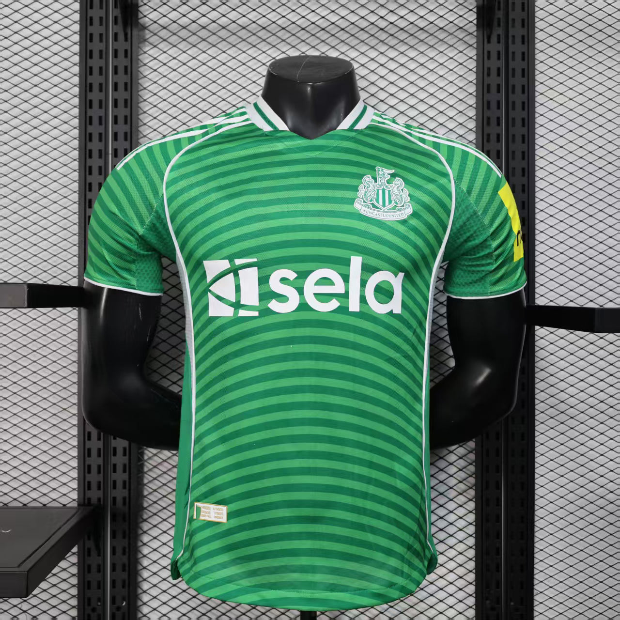 2025-26 Newcastle Away Player
