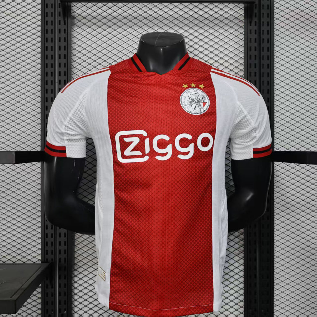 Versión del jugador local del Ajax 2025-26