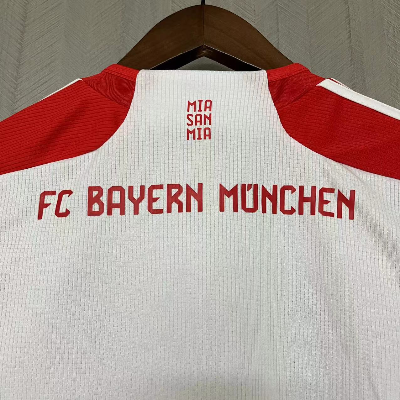 Children's wear 2023-24 Bayern Munich home sizes 16-28