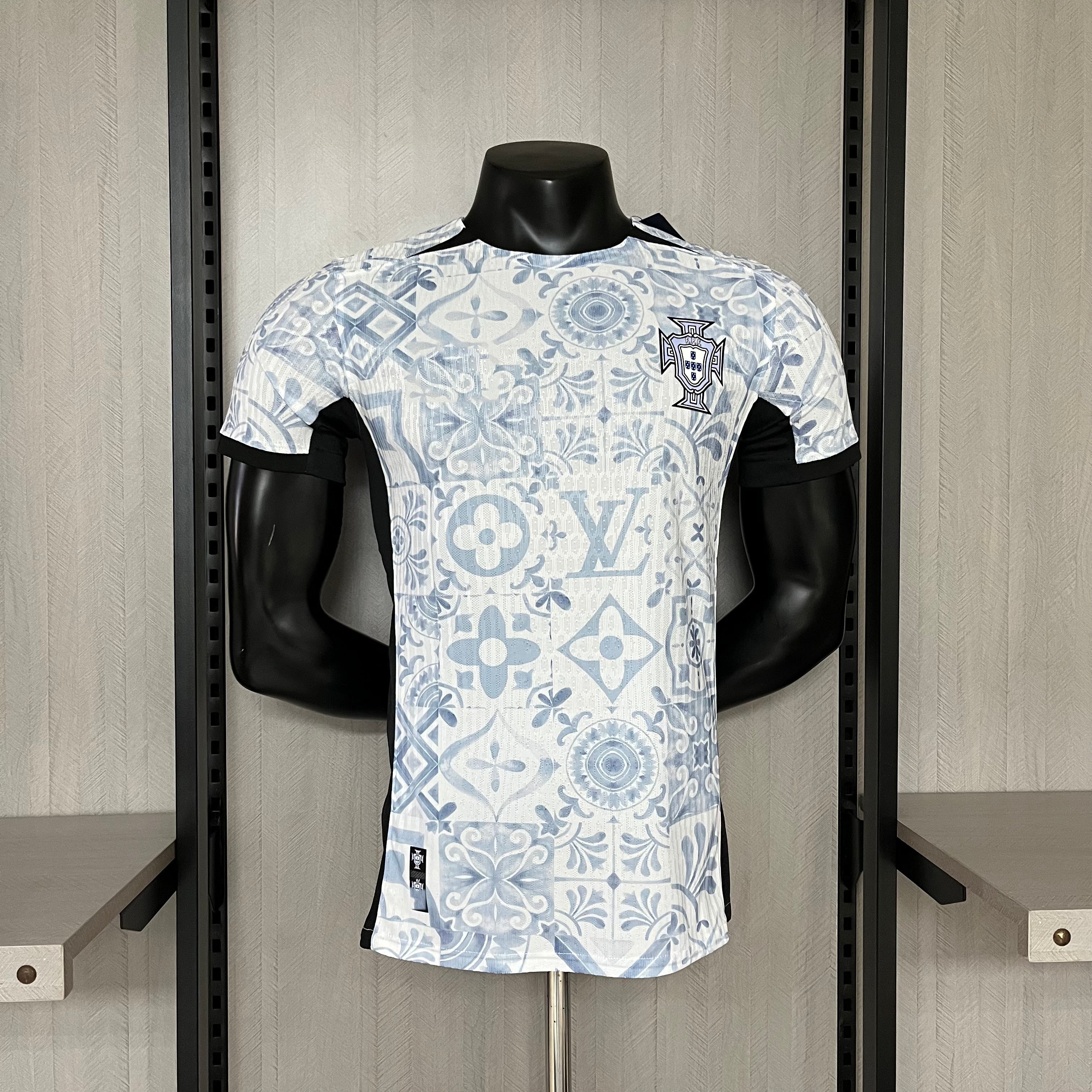 2024-25 Portugal LV Special Player