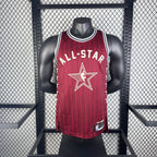 Booker, número 1 del equipo All-Star de la NBA 2024-25