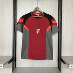 2025-26 River Plate Vermelha Versión Fan