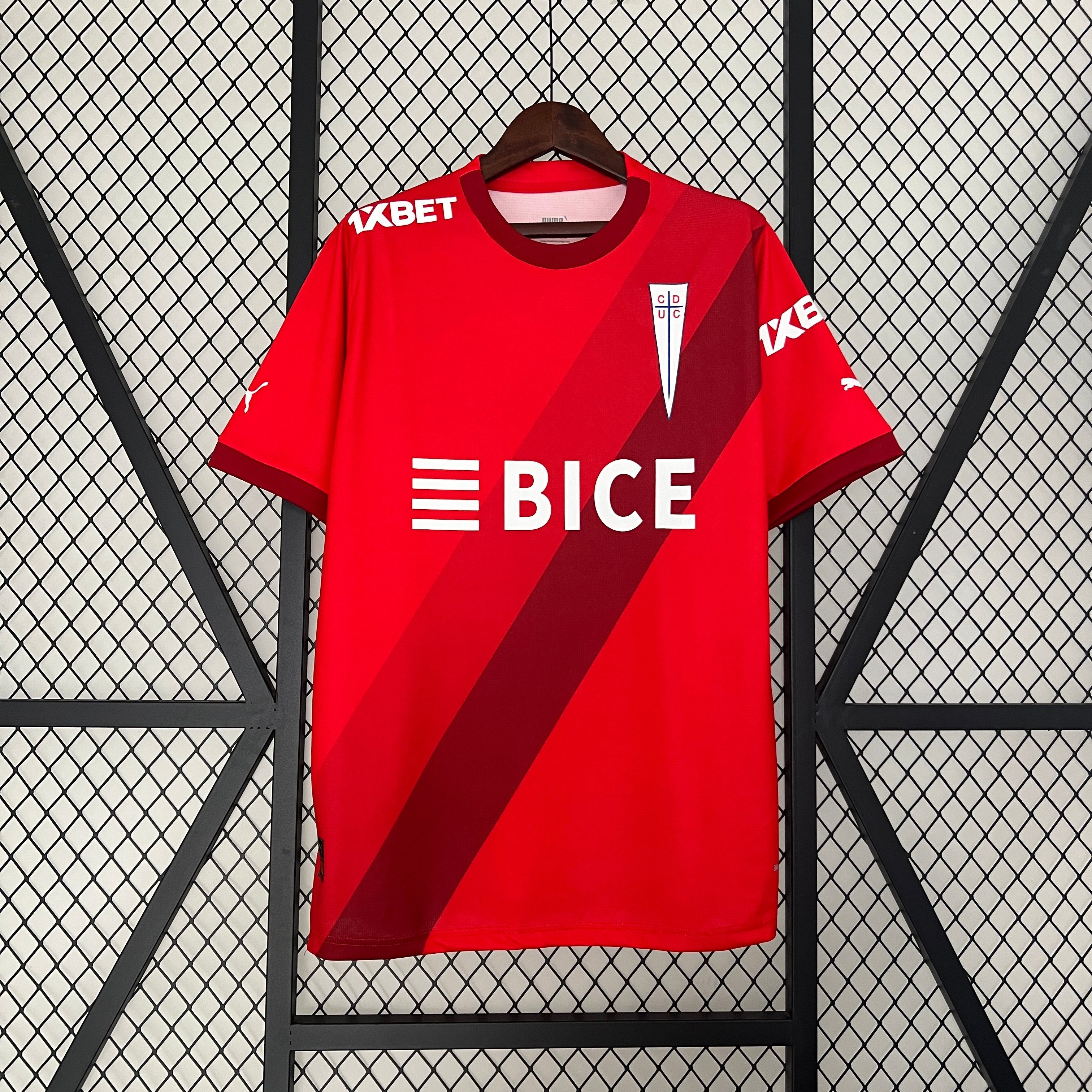 2024-25 Deportivo Universidad Cat¨®lica away