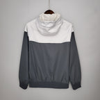 21-22 Cortavientos Tottenham Negro Gris