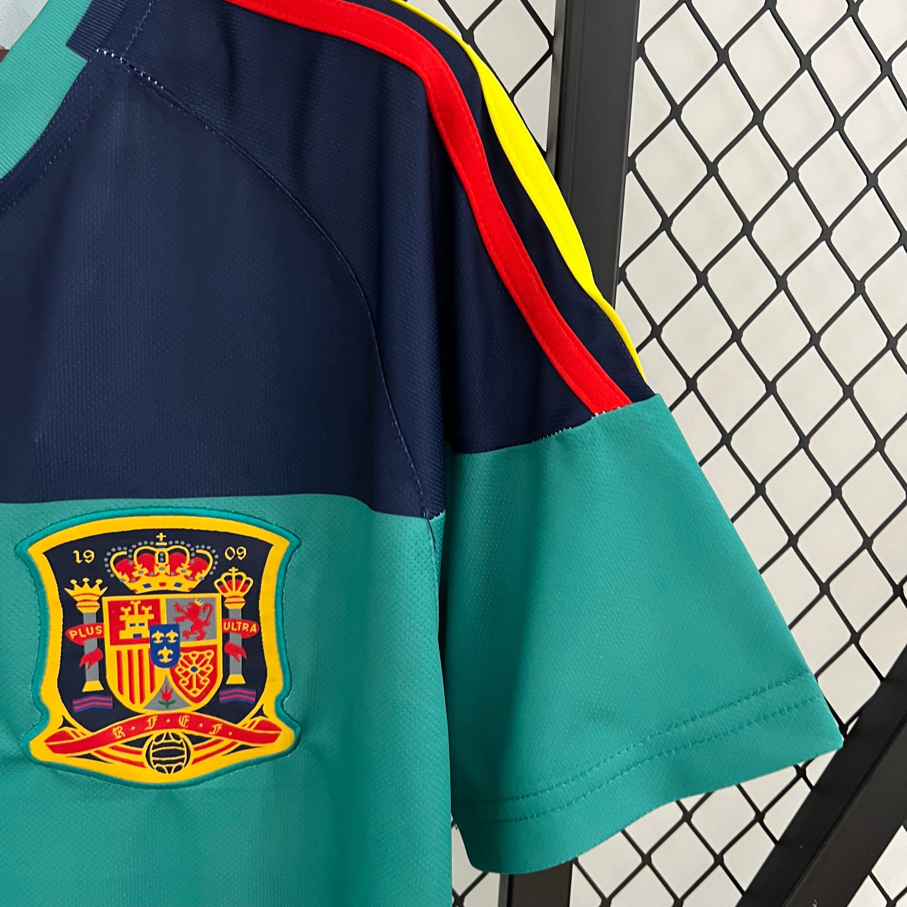 2010 Spain Goalkeeper Retro