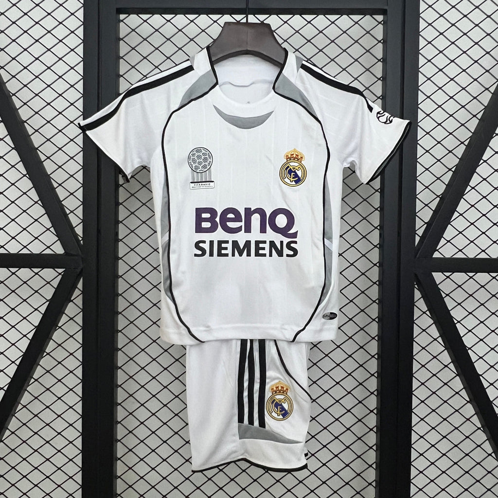 2006-07 Real Madrid Home Retro KIDS 16-28