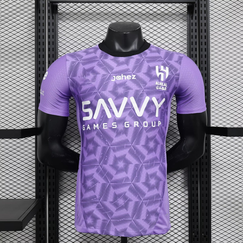 Versión para jugadores morados de la segunda equipación visitante de Riyadh Crescent 2024-25