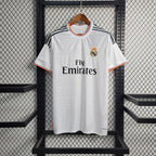 Retro de local del Real Madrid 2013-14