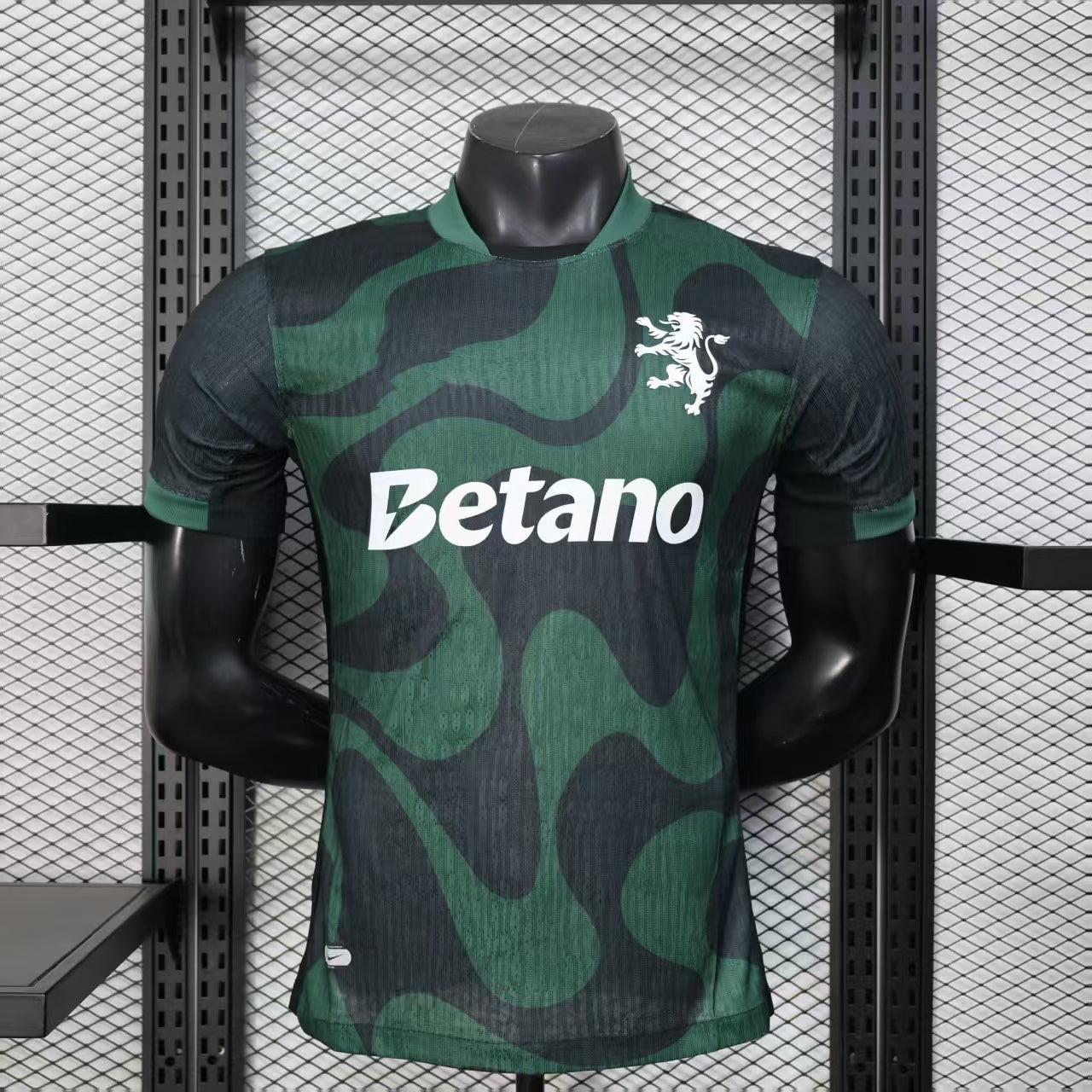 2025-26 Sporting Lisbon Second Away Player
