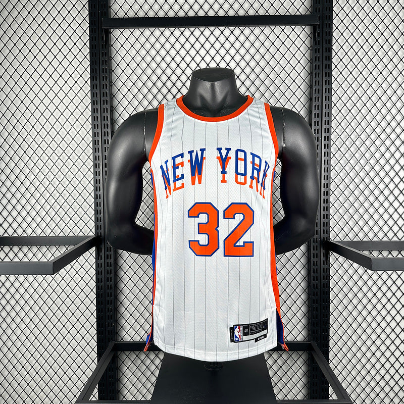NBA 2025-26 New York Knicks  32 TOWNS