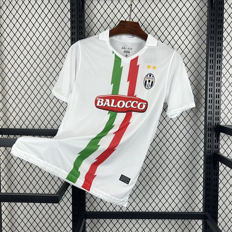 2010-11 Juventus Retro