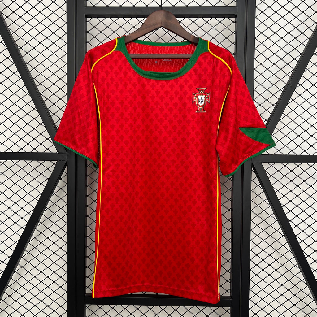 2004 Portugal home Retro