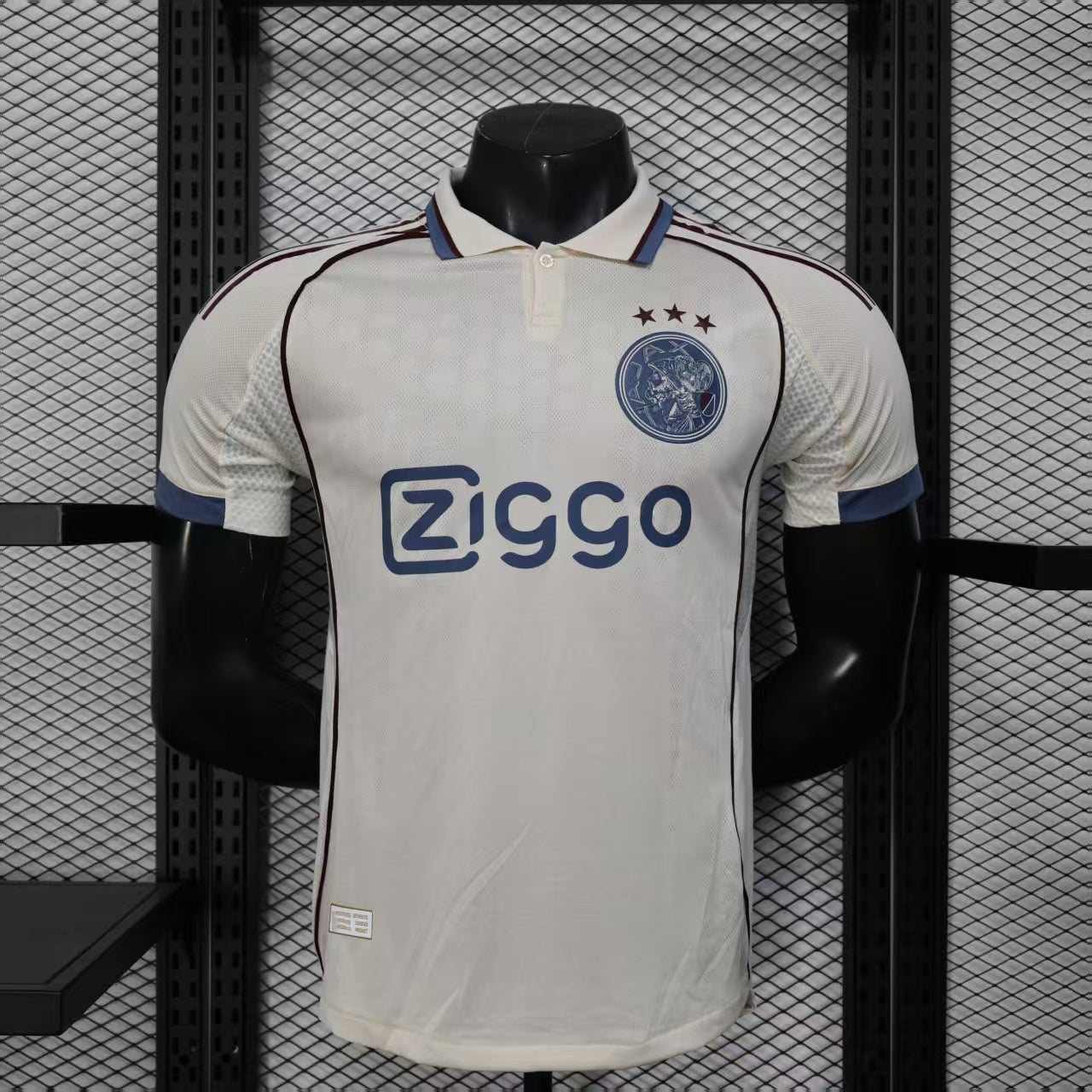 Versión del segundo jugador visitante del Ajax 2025-26