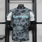 Versión del segundo jugador visitante del Bayer Leverkusen 2024-25
