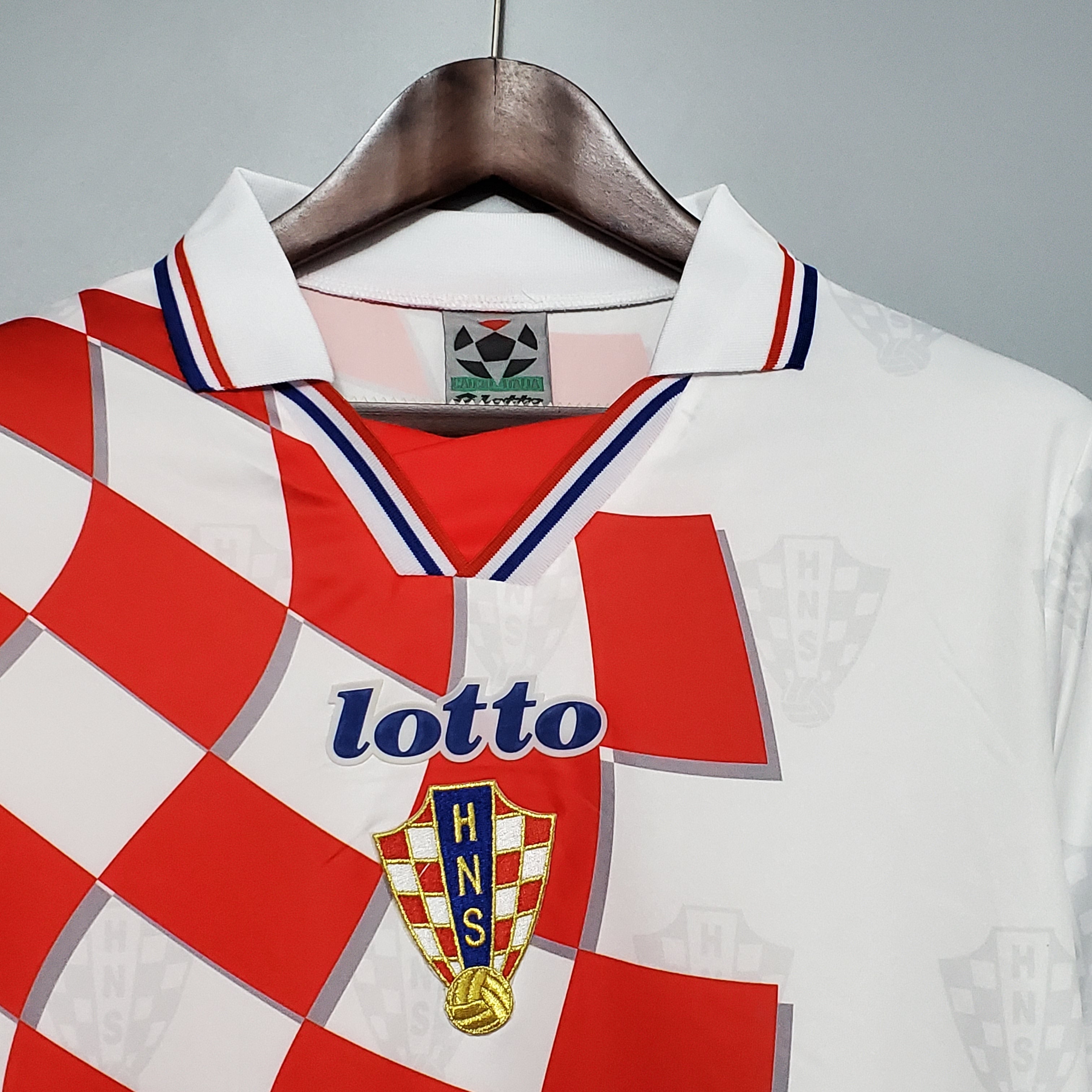 1998 Croatia away Retro