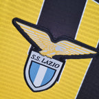 Retro de visitante del tercer partido de la Lazio 1998-00