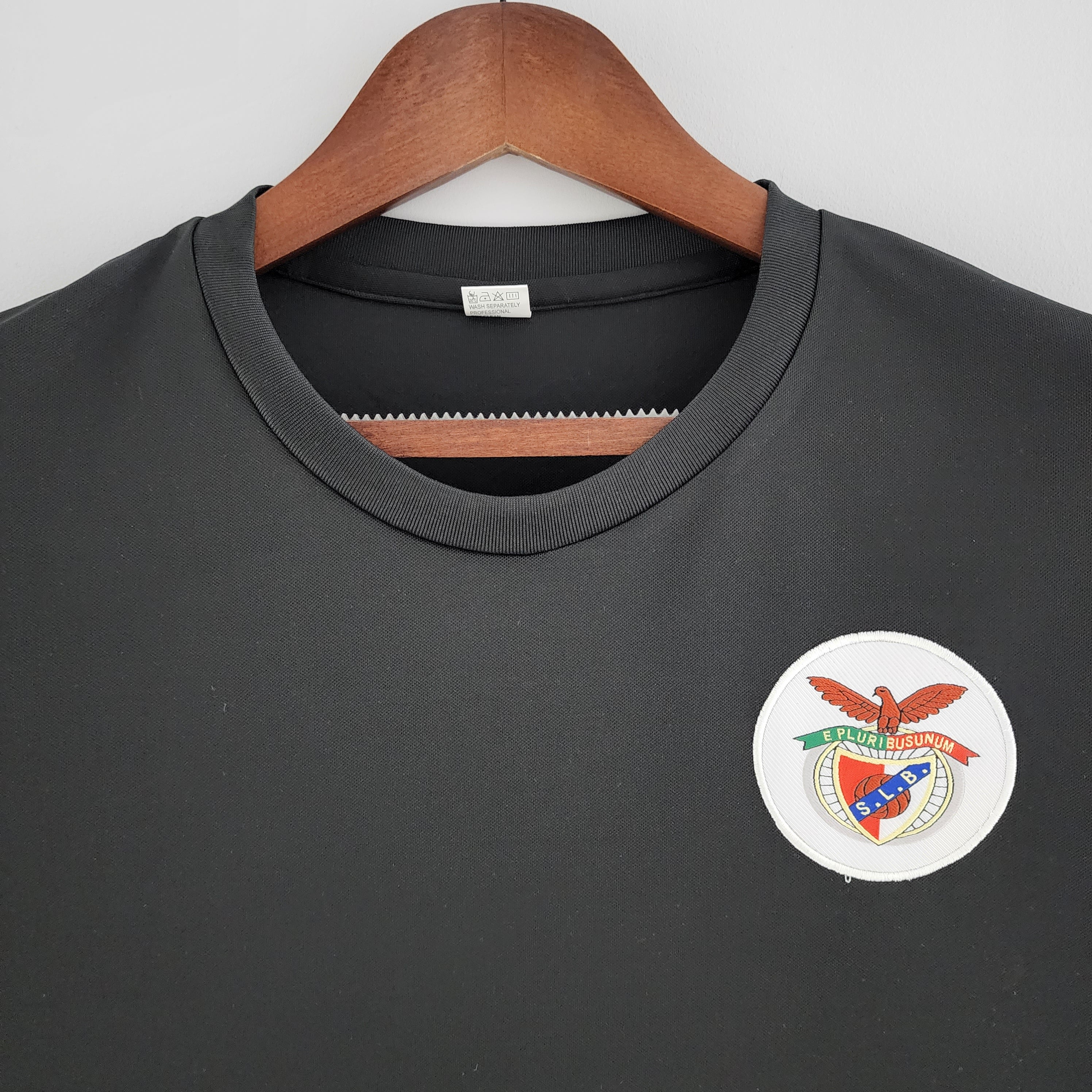 1973-74 Benfica Retro Away
