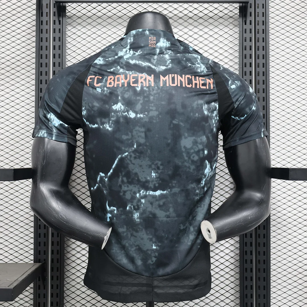 2024-25 Bayern Munich Away Player