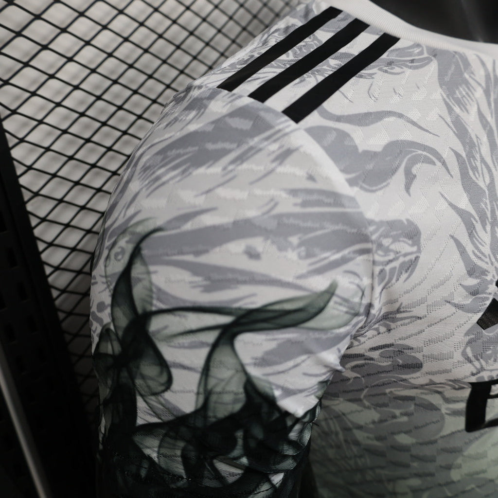 2025-26 Real Madrid Speical Dragon Player Size