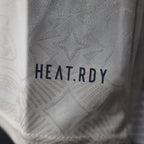 Versión amarilla del jugador del Bayern Múnich 125 años 2025-26