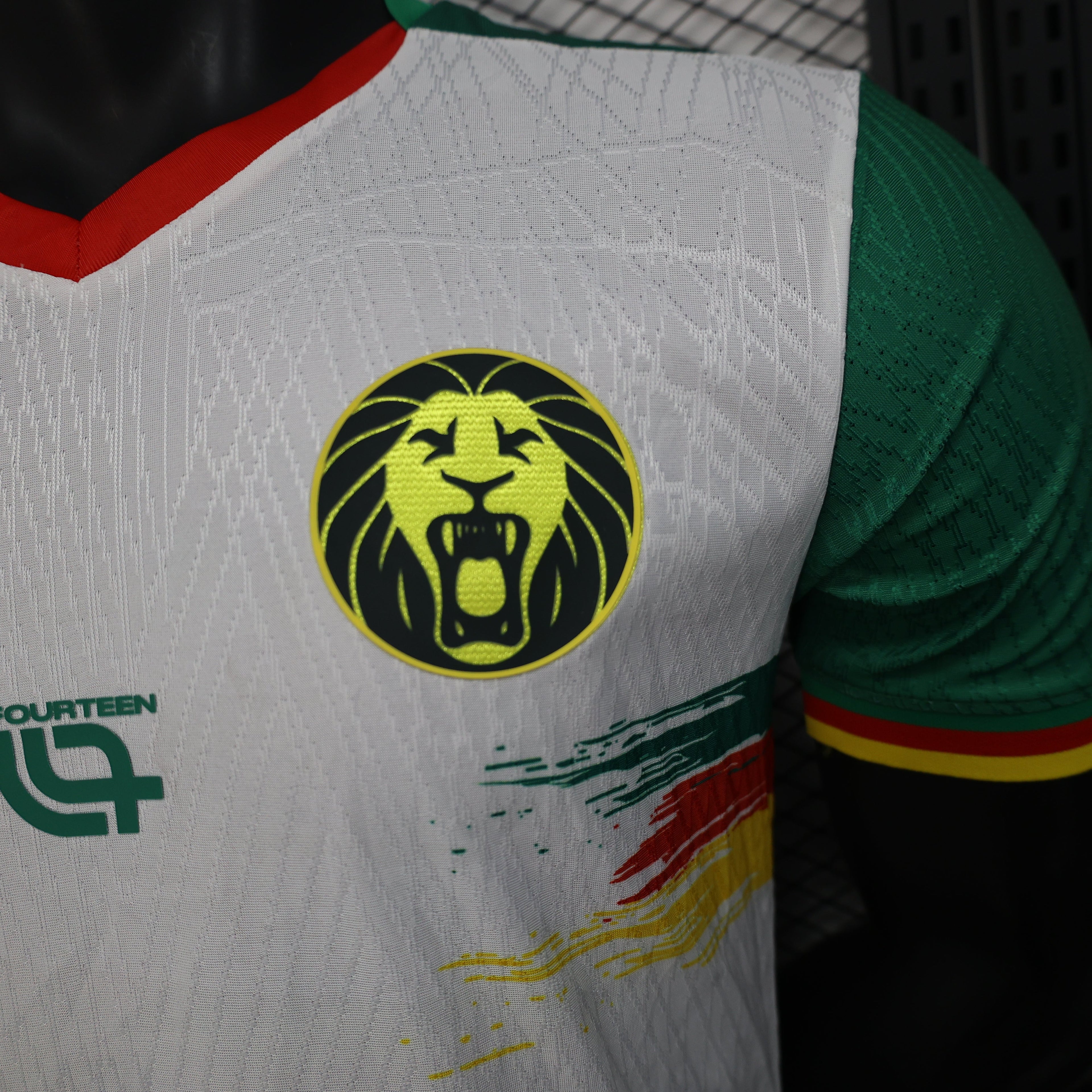 Versión de jugador blanco de Camerún 2025-26