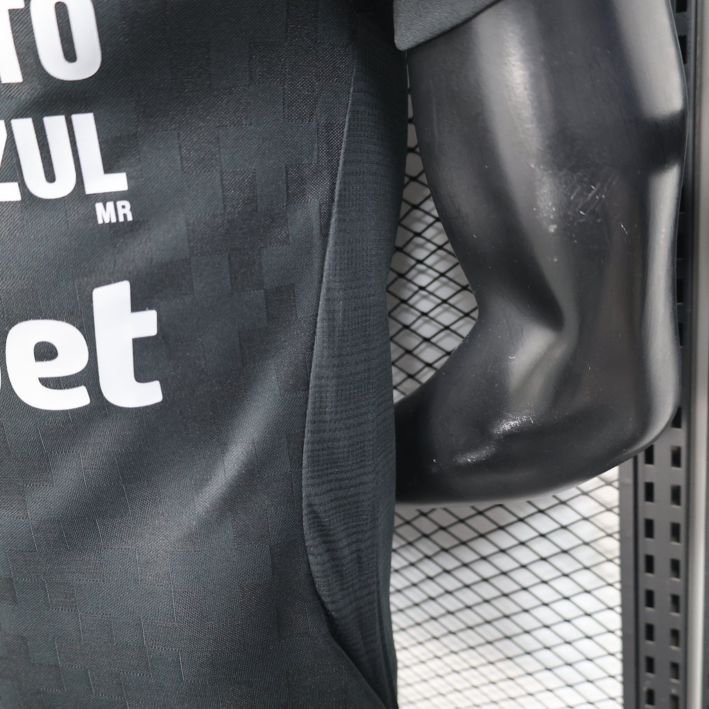 Versión especial para jugadores de Blue Cross Black 2026-27