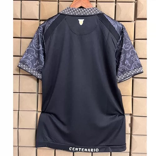 Versión especial para abanico Ecuador Black 2025-26