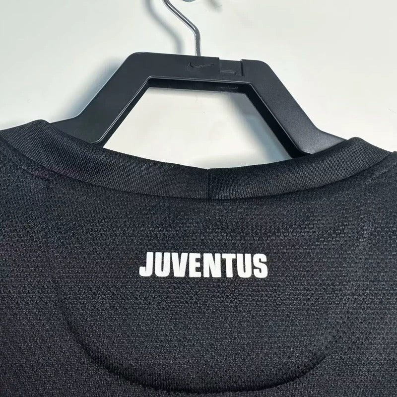 2012-13 Juventus Away Retro