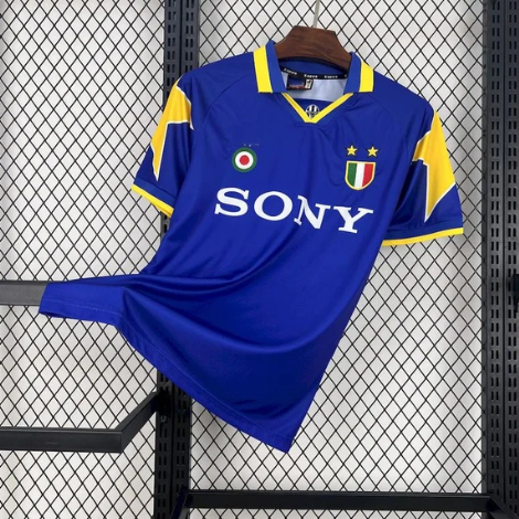 1995-96 Juventus Retro