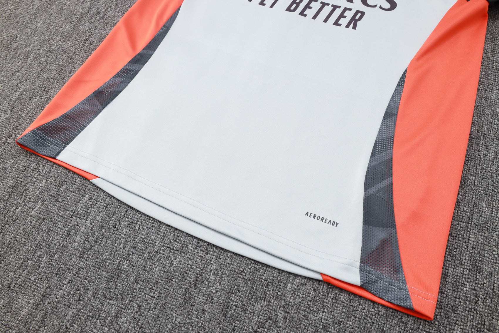 2024-25 Benfica Training Suit