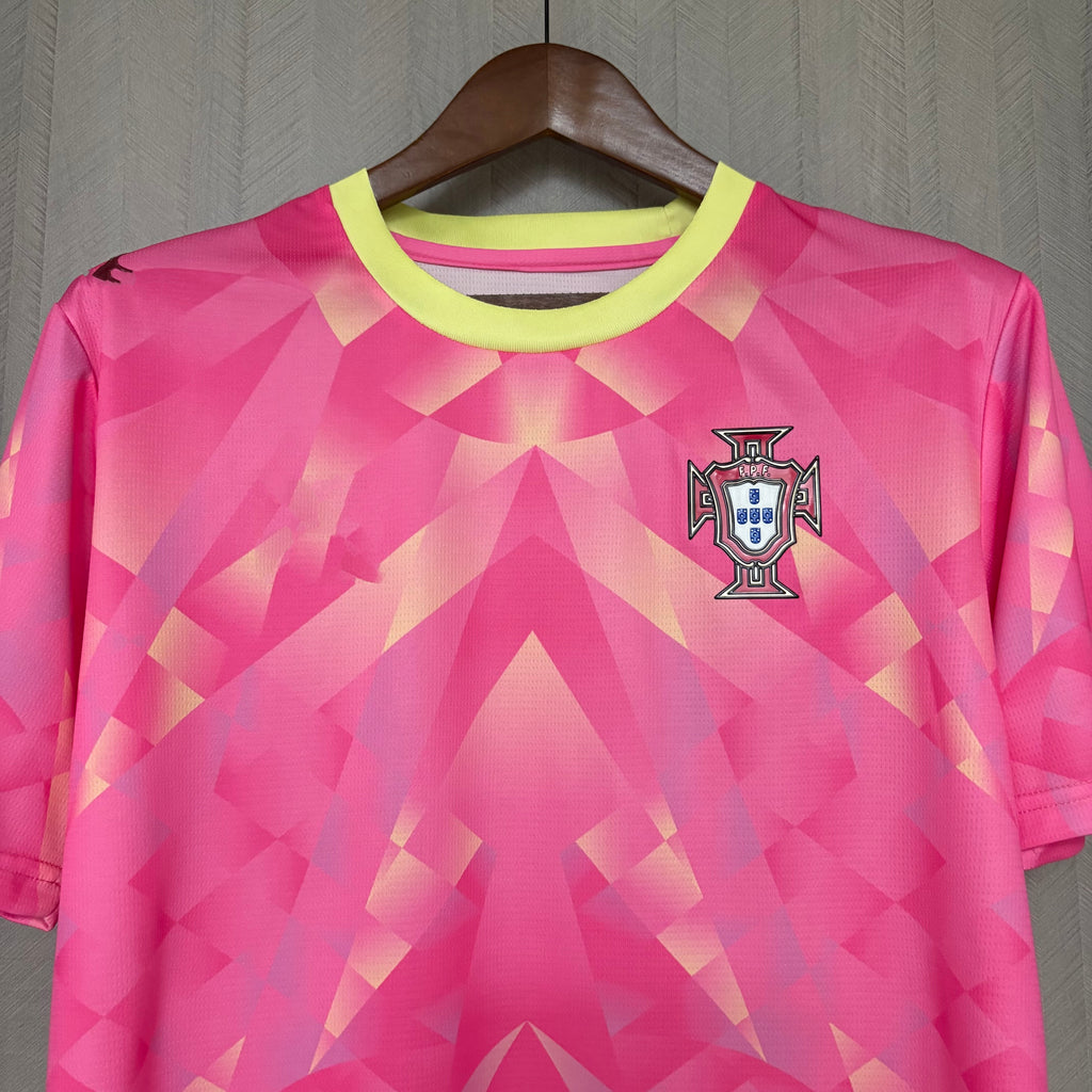 Versión especial para aficionados de Portugal rosa 2026-27