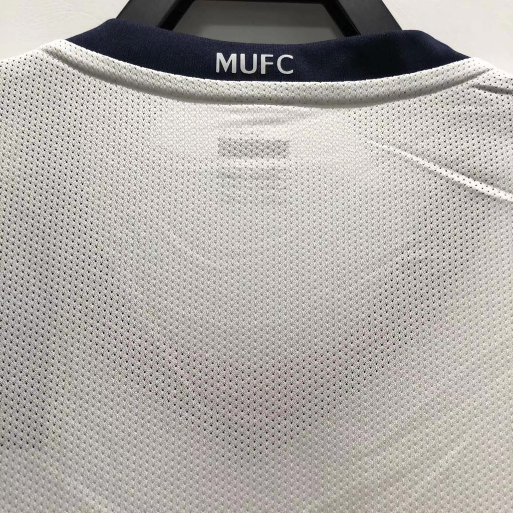 2008-09 Manchester United Away Champions League Edition Long Sleeve