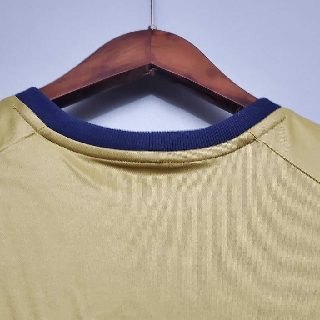 2006 Italy Golden Retro