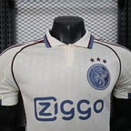 Versión del segundo jugador visitante del Ajax 2025-26