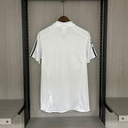 Retro de local del Real Madrid 2004-05