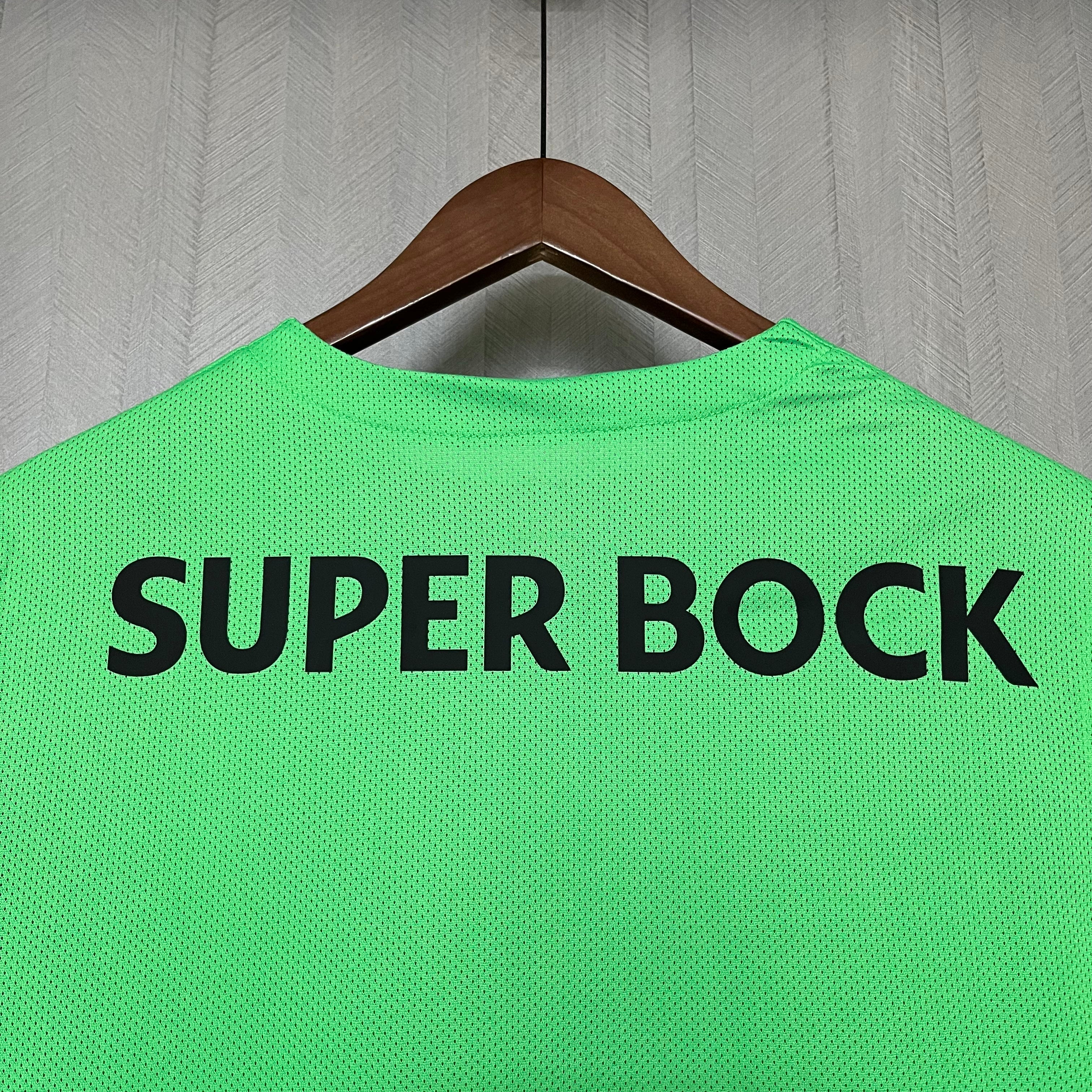 2024-25 Sporting Lisbon Third Away