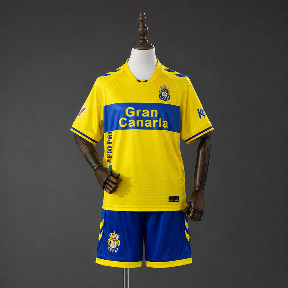 2026-27 Las Palmas Home Kids Kit