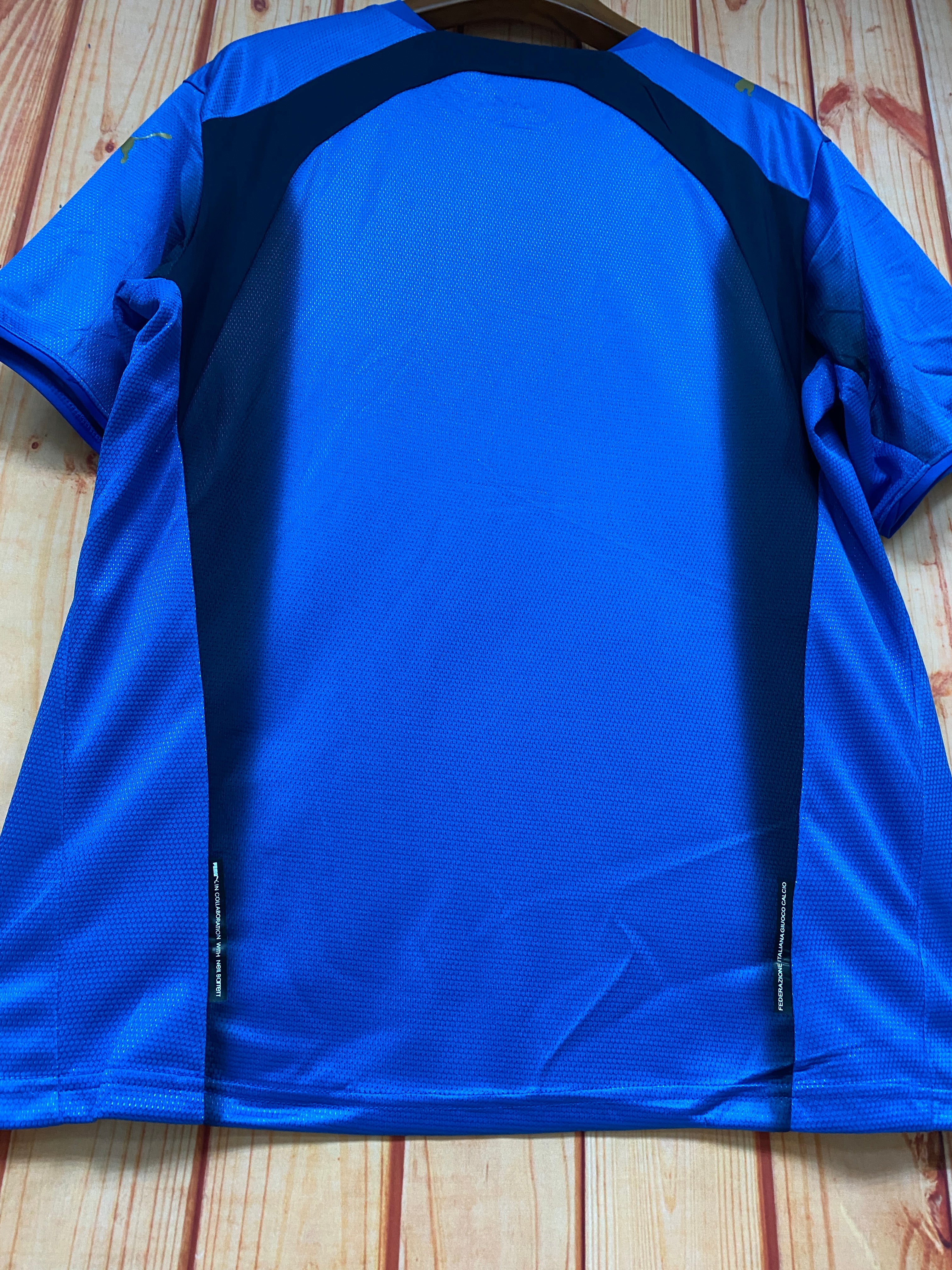 2006 Italy home Retro