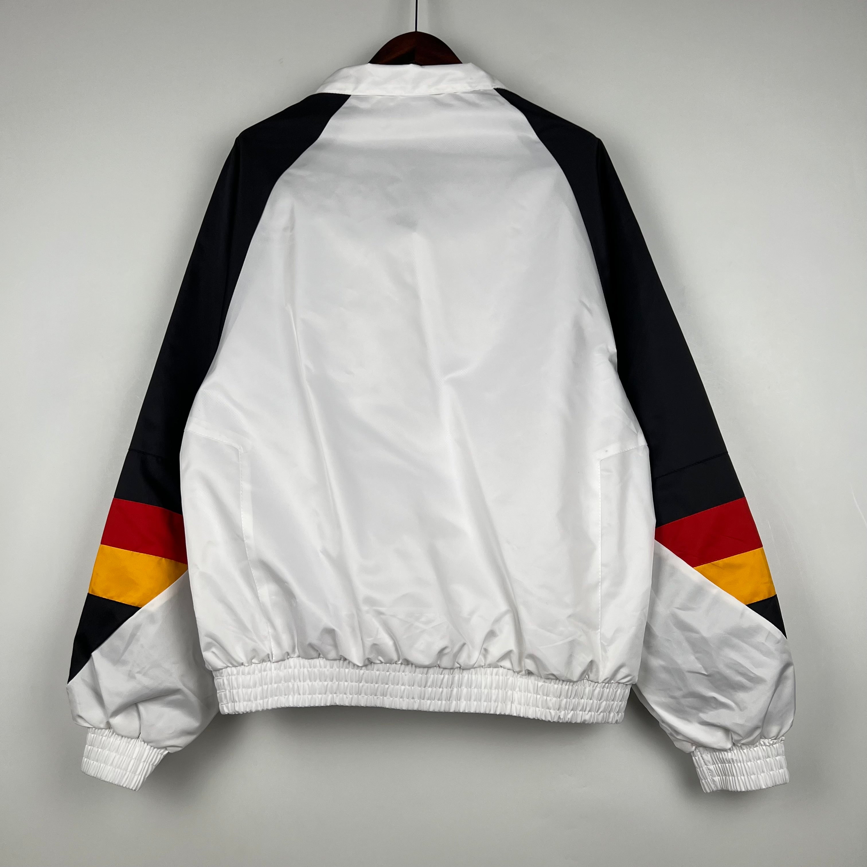 2023 Windbreaker Germany White