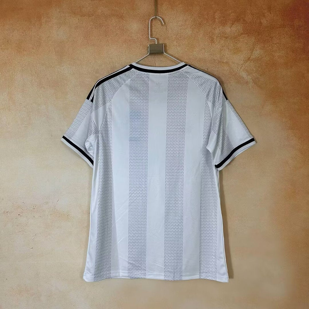 2026-27 Frankfurt Away Fan Version