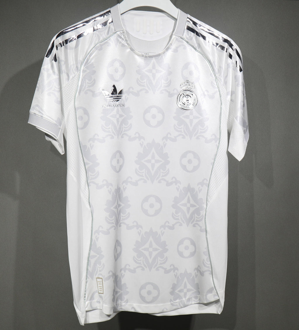 2025-26 Real Madrid LV Galaxy Light Special Player